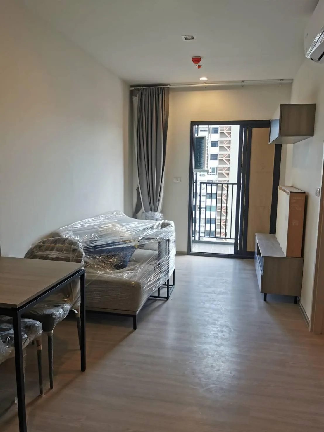 The Base Phetchaburi-thonglor — photo 1