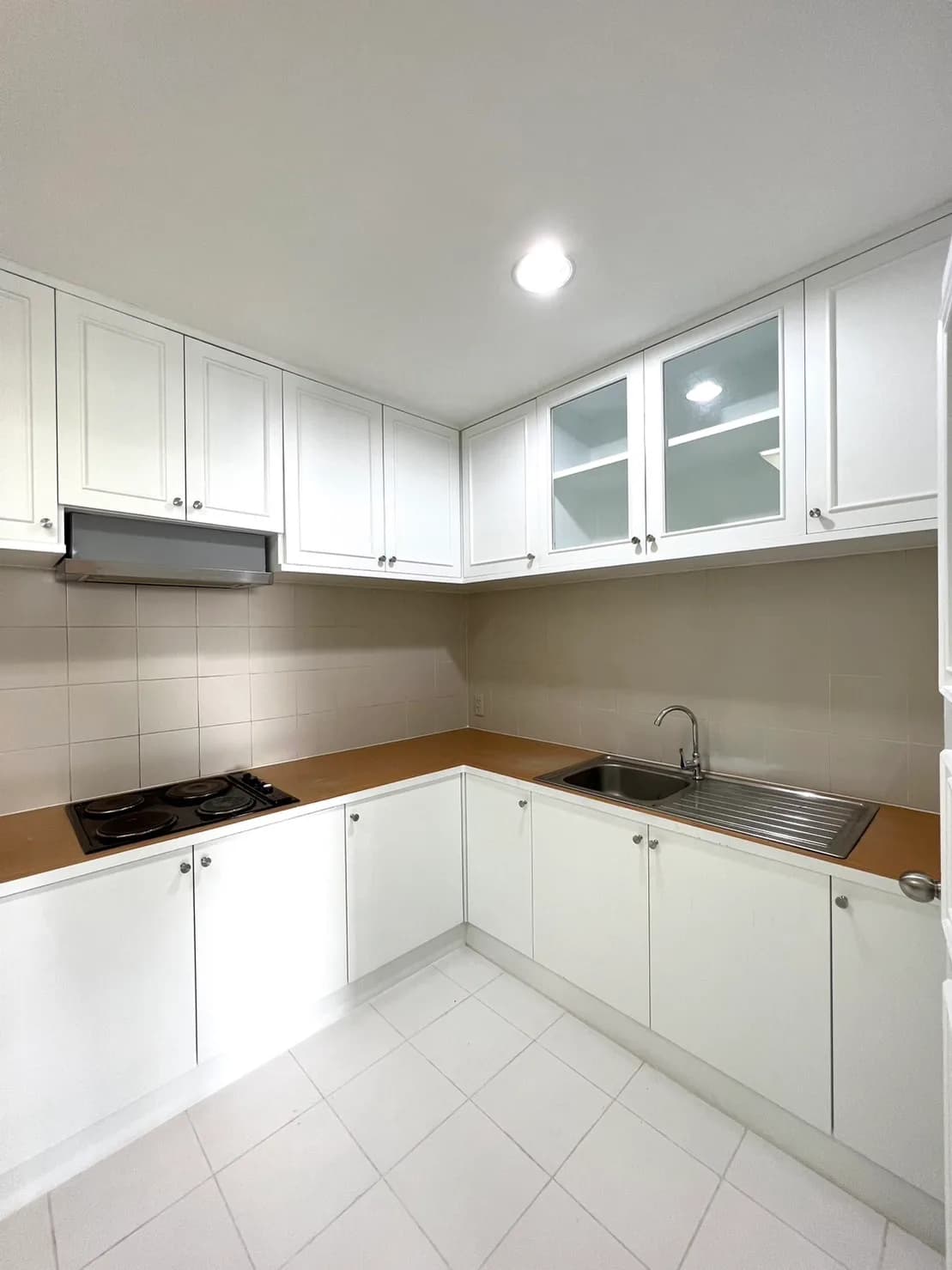 Acadamia Grand Tower — photo 13
