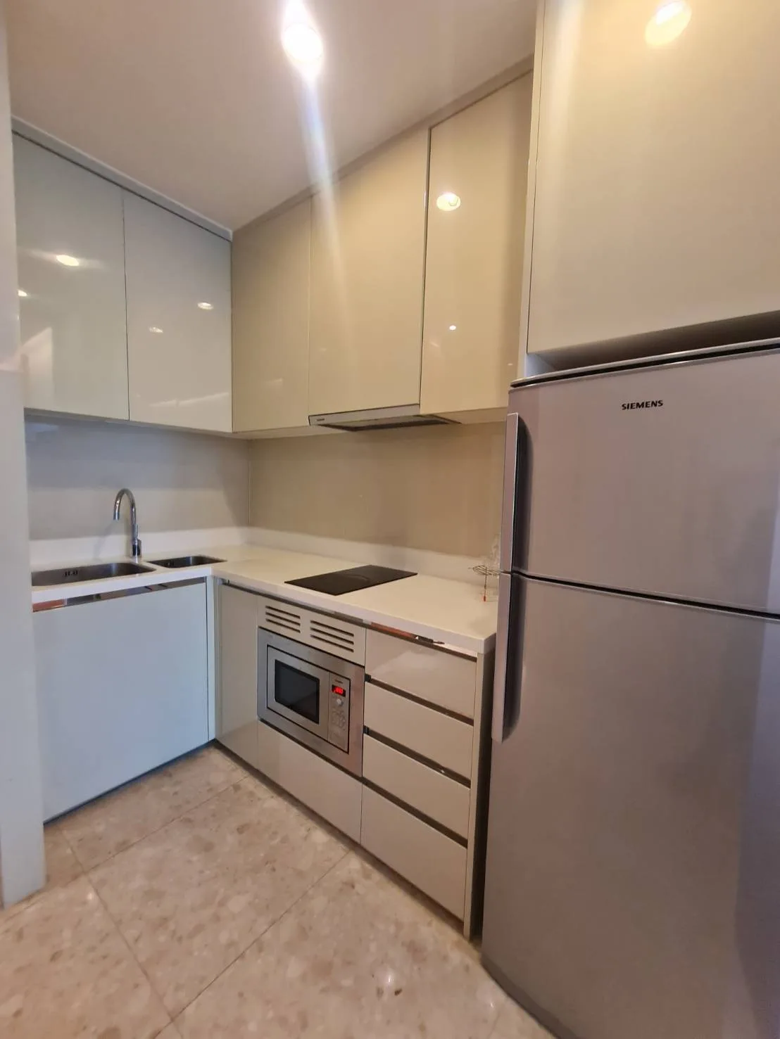 The Address Sukhumvit 28 — photo 12