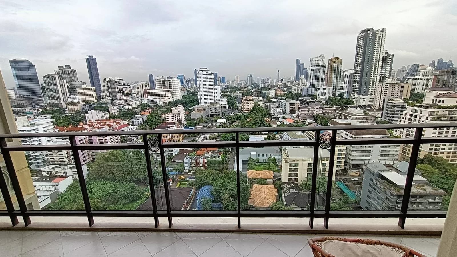Royce Private Residences — photo 18