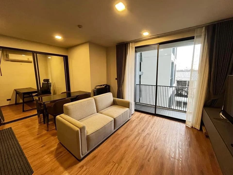 Aroon condo — photo 1