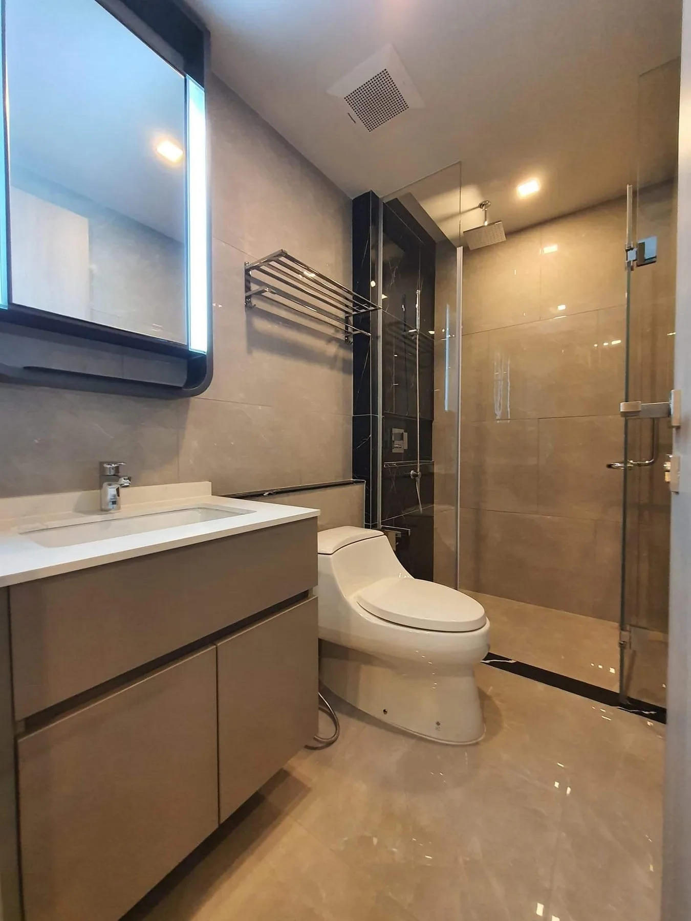One 9 Five Asoke - Rama 9 — photo 10