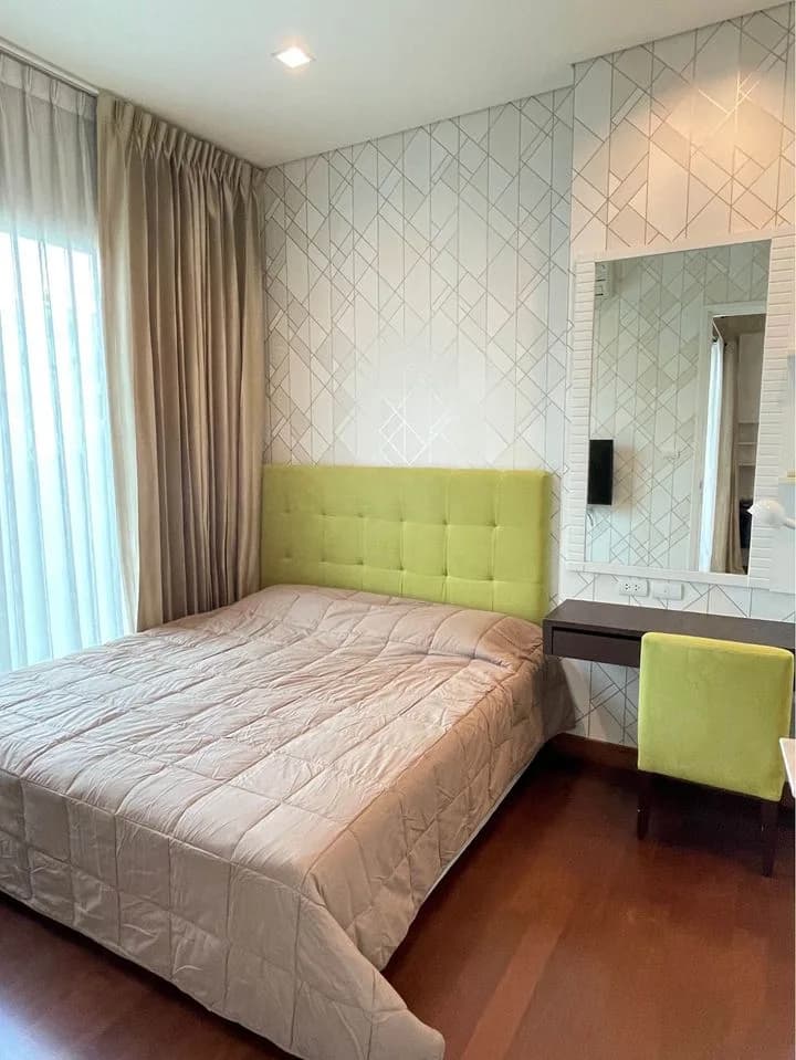Ivy Thonglor — photo 15