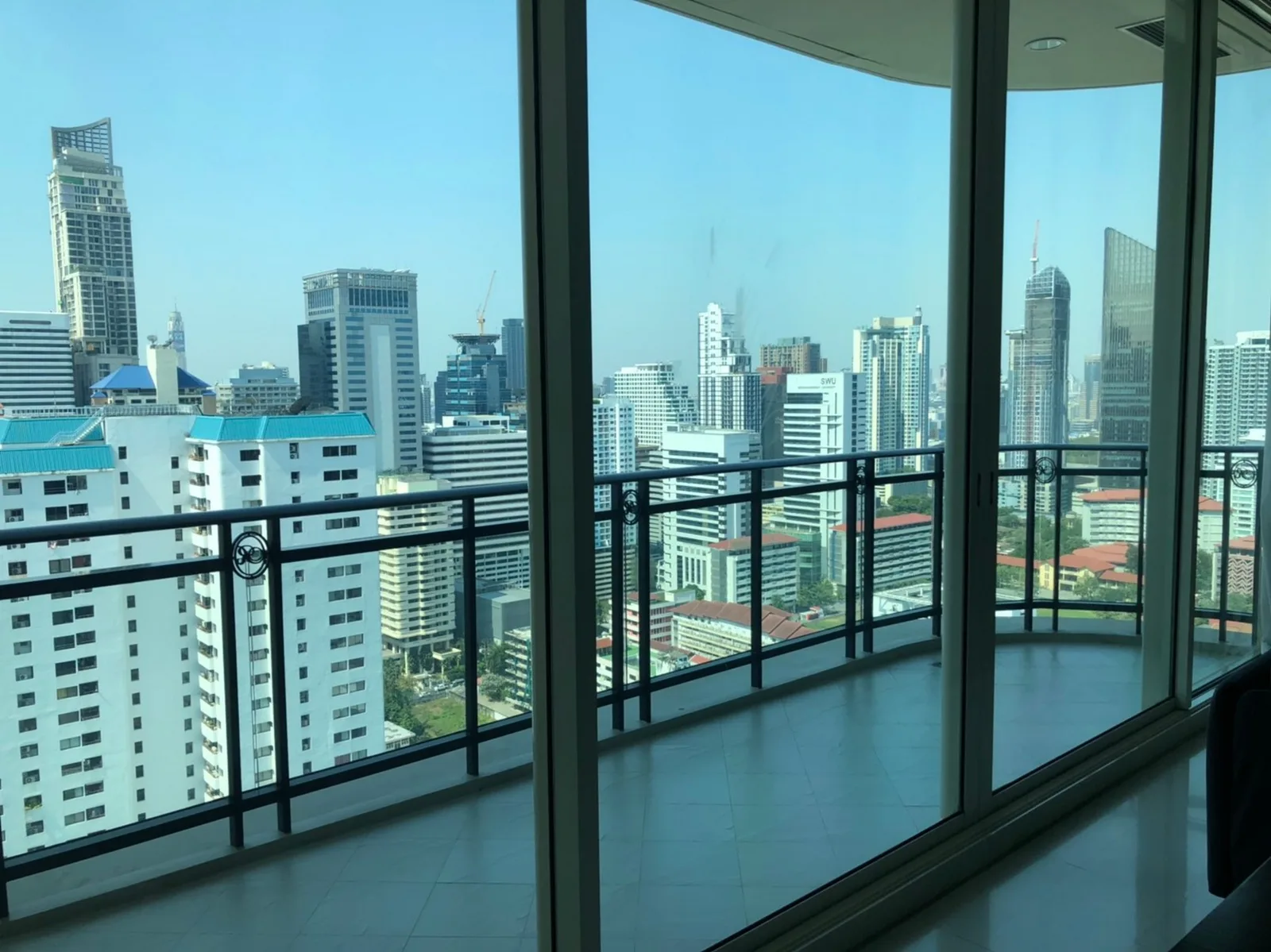 Royce Private Residences — photo 2