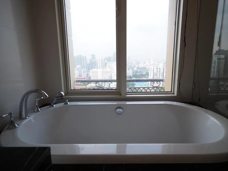 Royce Private Residences — photo 11