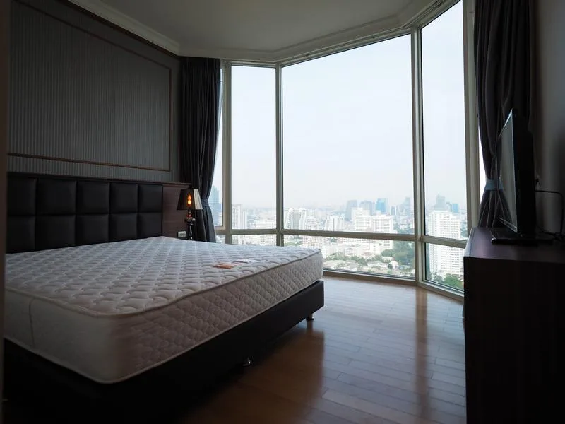 Royce Private Residences — photo 12