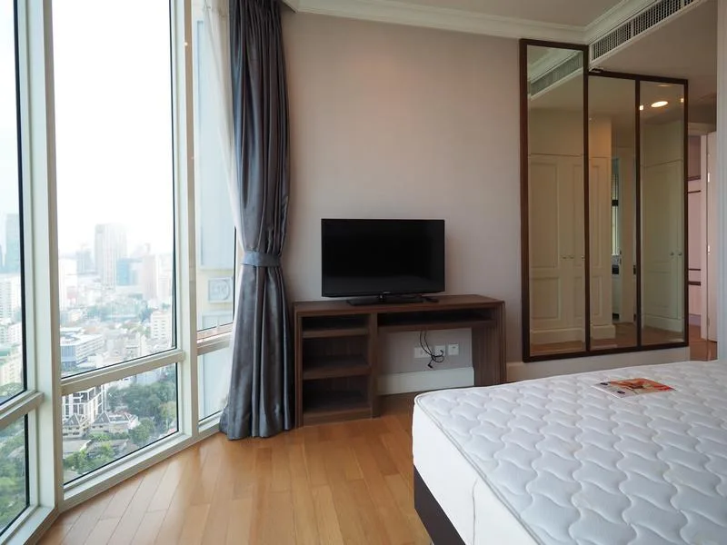 Royce Private Residences — photo 13