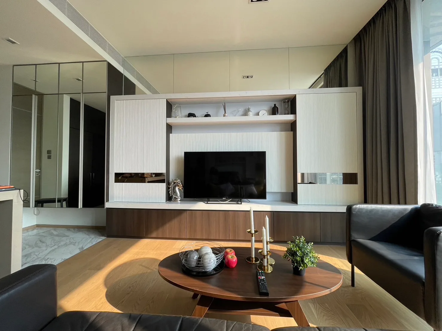Saladaeng One — photo 2