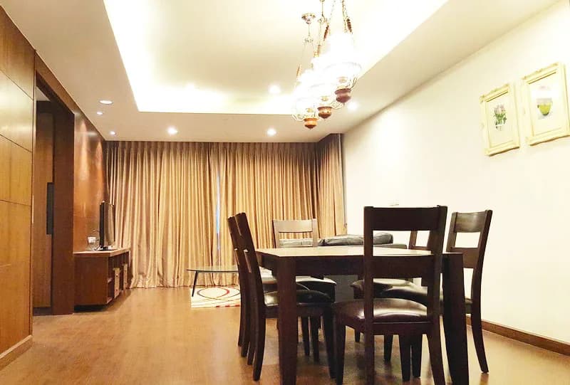 Sathorn Gardens — photo 1