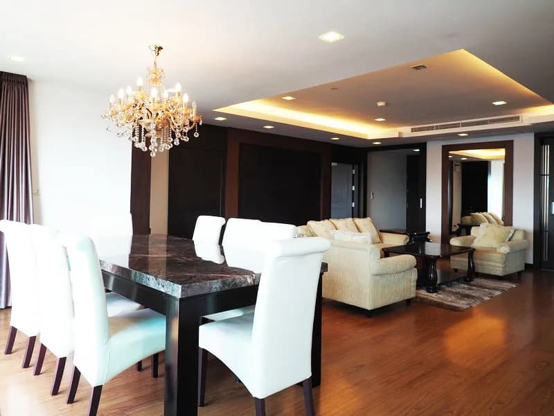Sathorn Gardens — photo 21