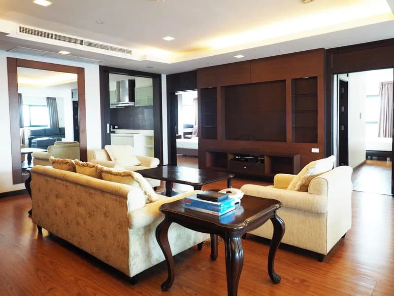 Sathorn Gardens — photo 27