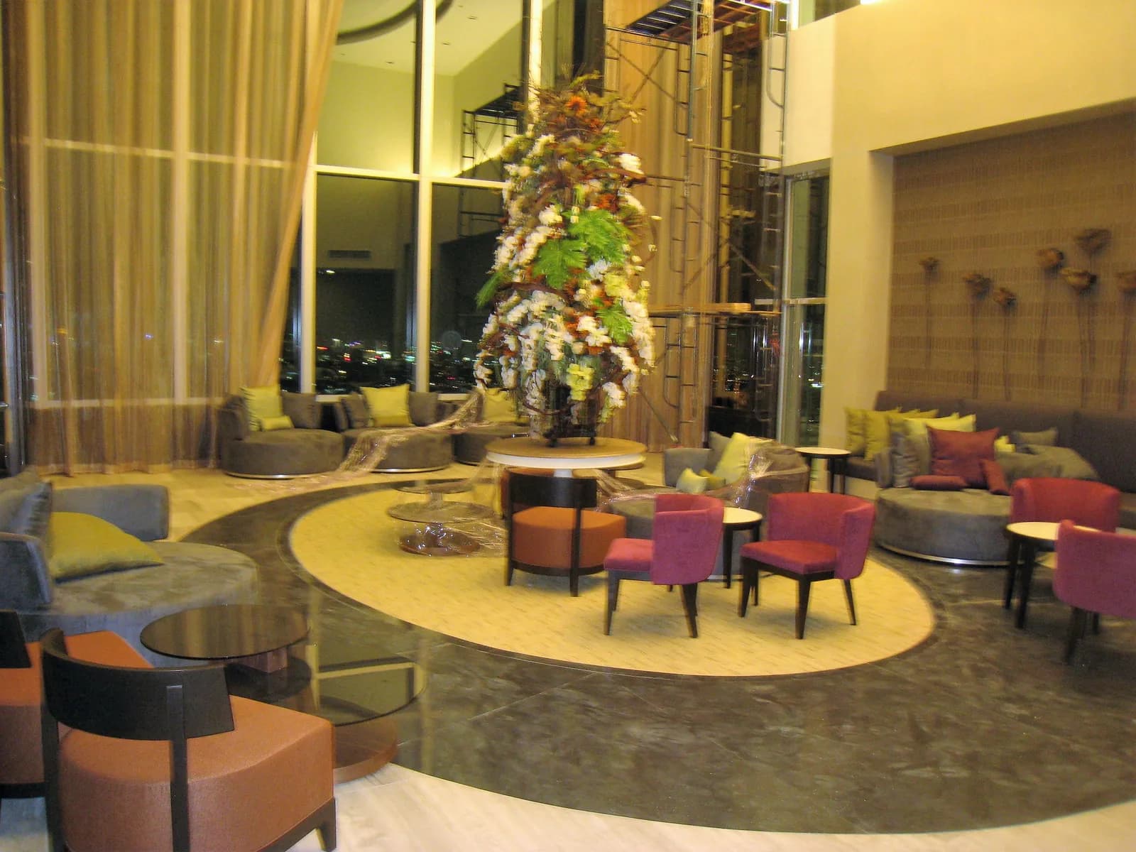 Sky Walk Condominium — photo 8