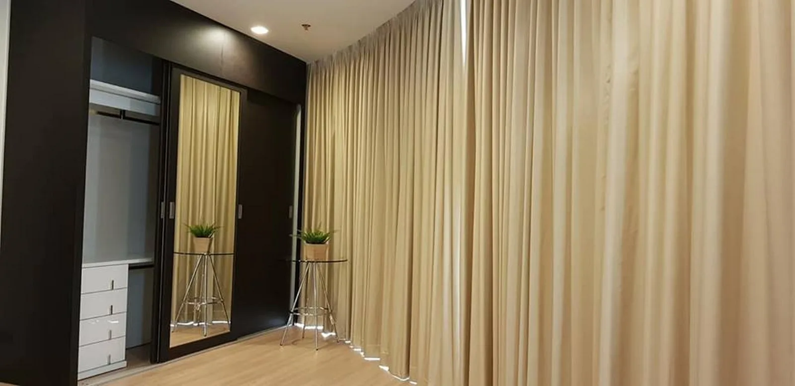Sky Walk Condominium — photo 6