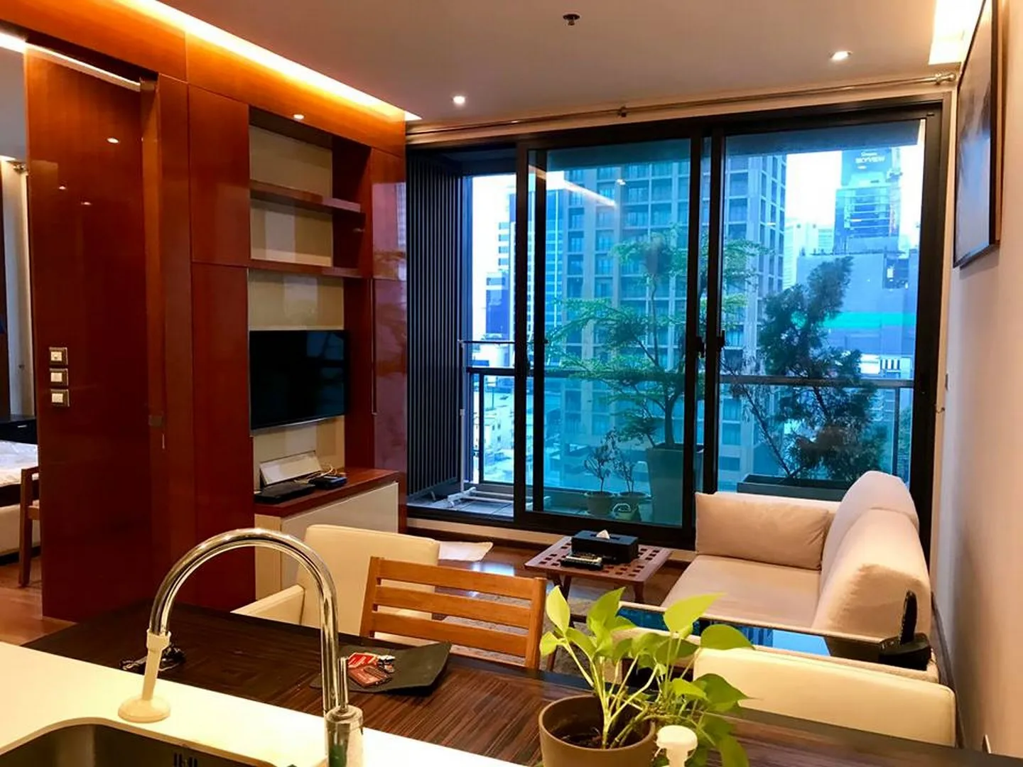 The Address Sukhumvit 28 — photo 1
