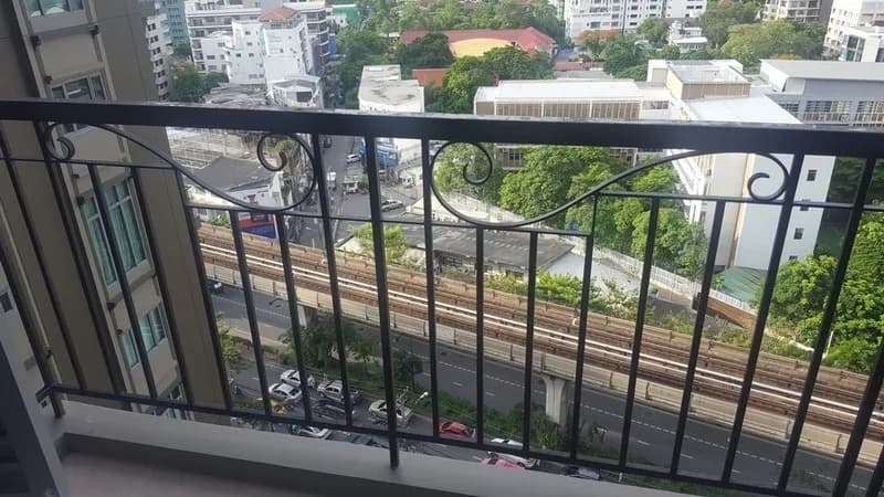 The Crest Sukhumvit 34 — photo 15