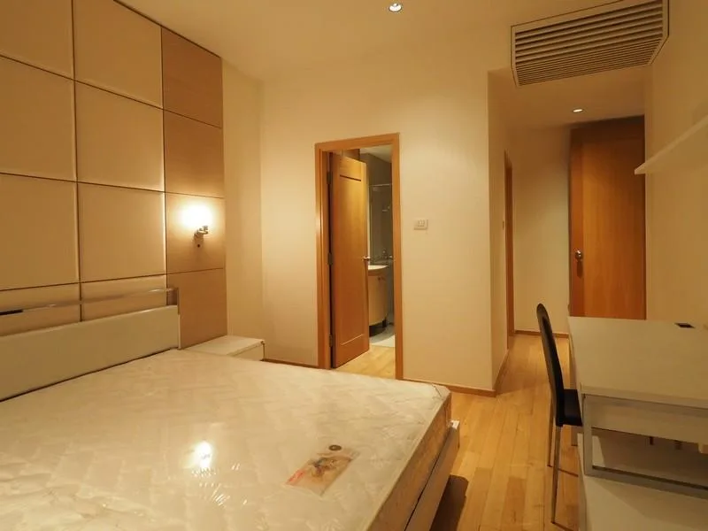 The Empire Place — photo 13