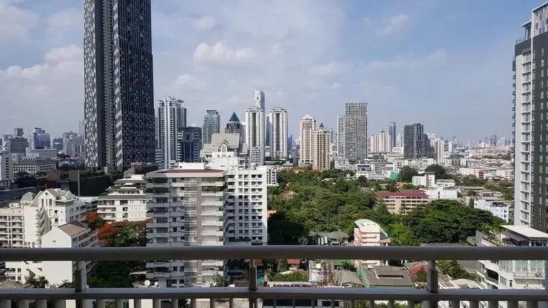 The Empire Place — photo 15