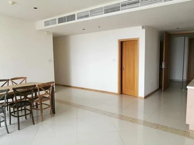 The Empire Place — photo 16