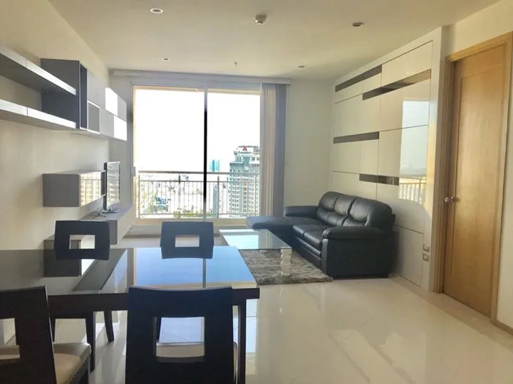 The Empire Place — photo 1