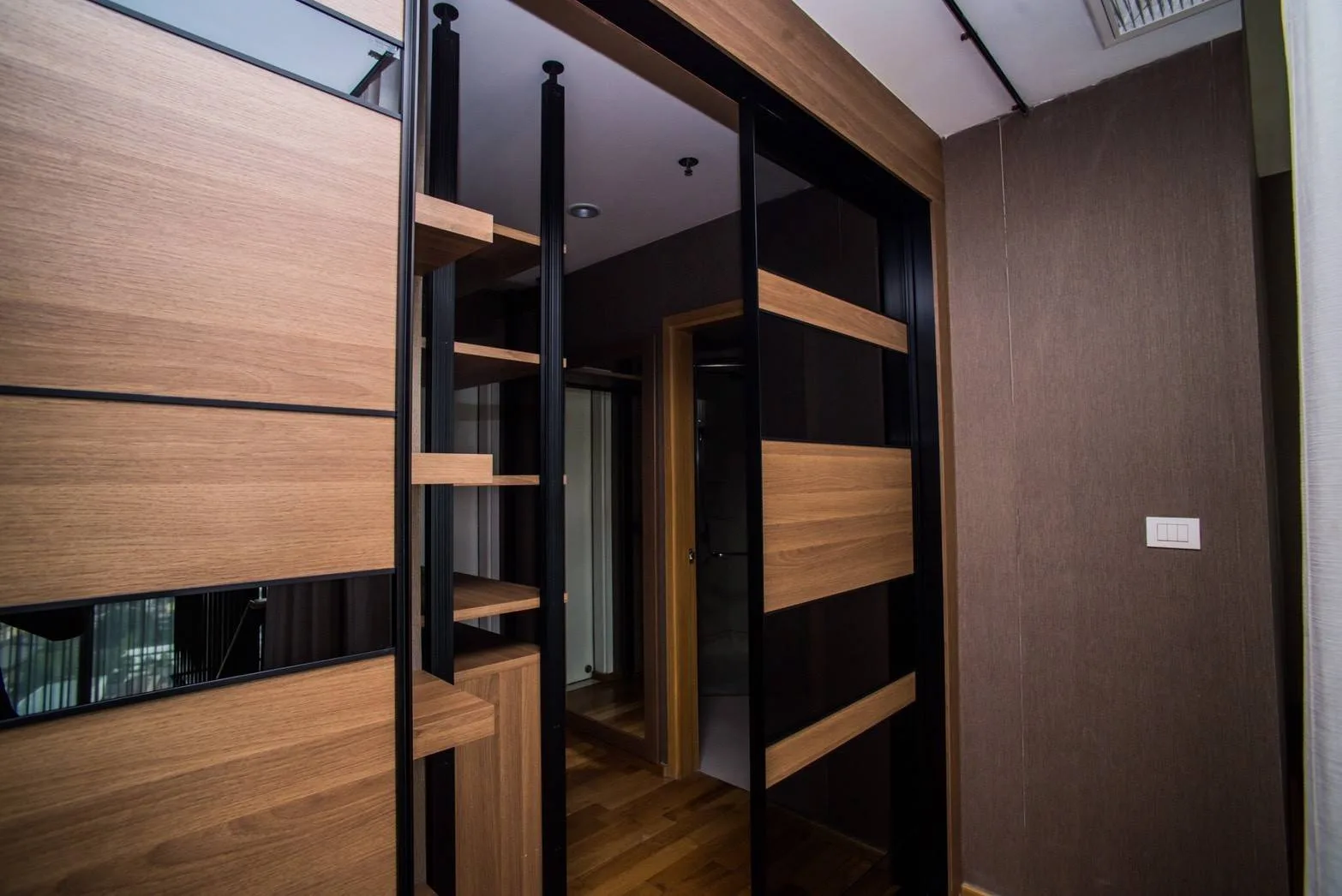 The Emporio Place — photo 9