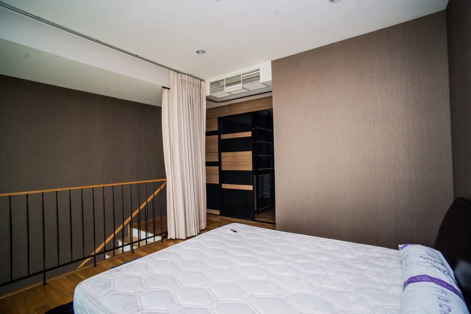 The Emporio Place — photo 10