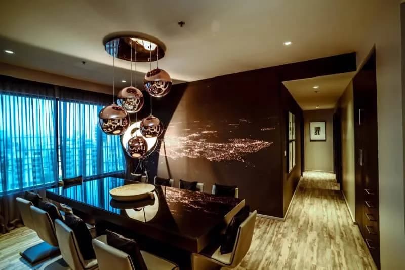 The Emporio Place — photo 7