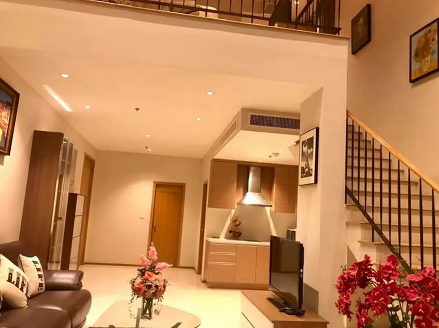 The Emporio Place — photo 2