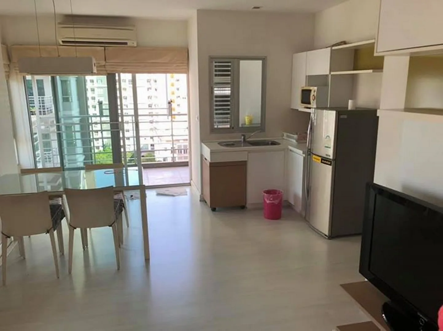The Room Ratchada - Ladprao — photo 1