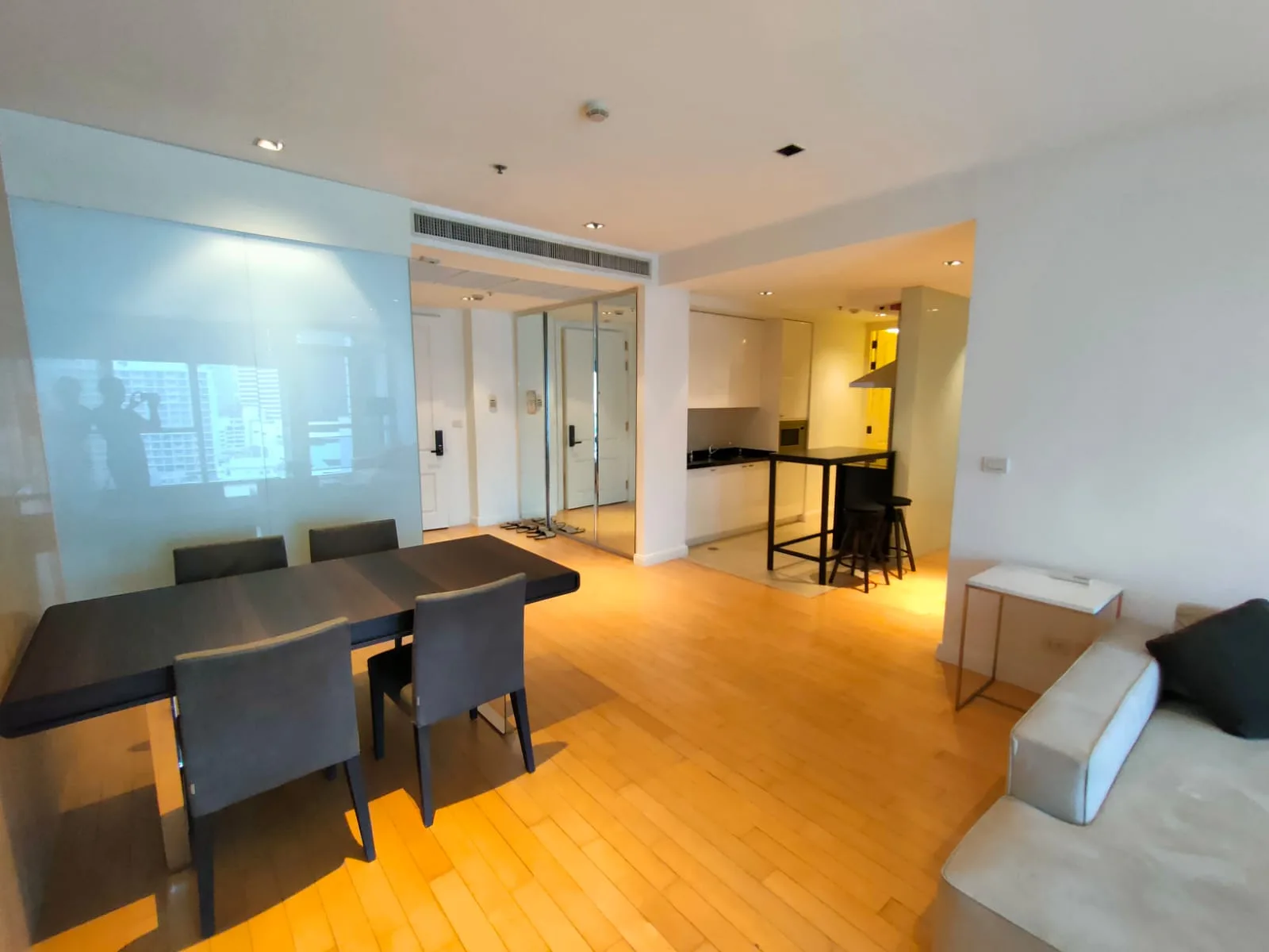 Athenee Residence — photo 4