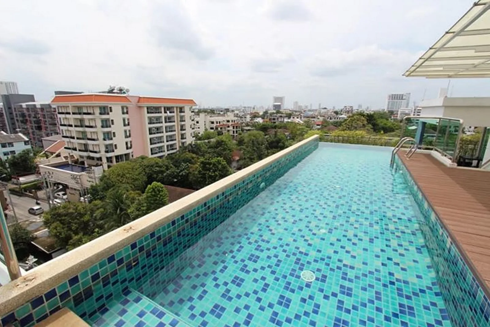 The Silk Phaholyothin 3 — photo 11