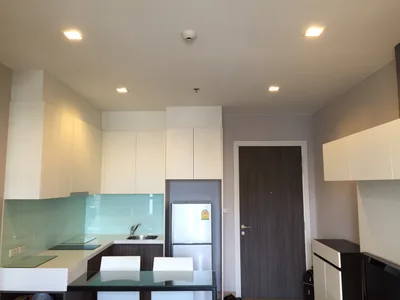 Urbano Absolute Sathon - Taksin