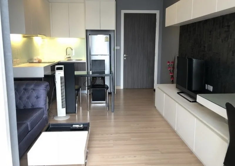 Urbano Absolute Sathon - Taksin — photo 1