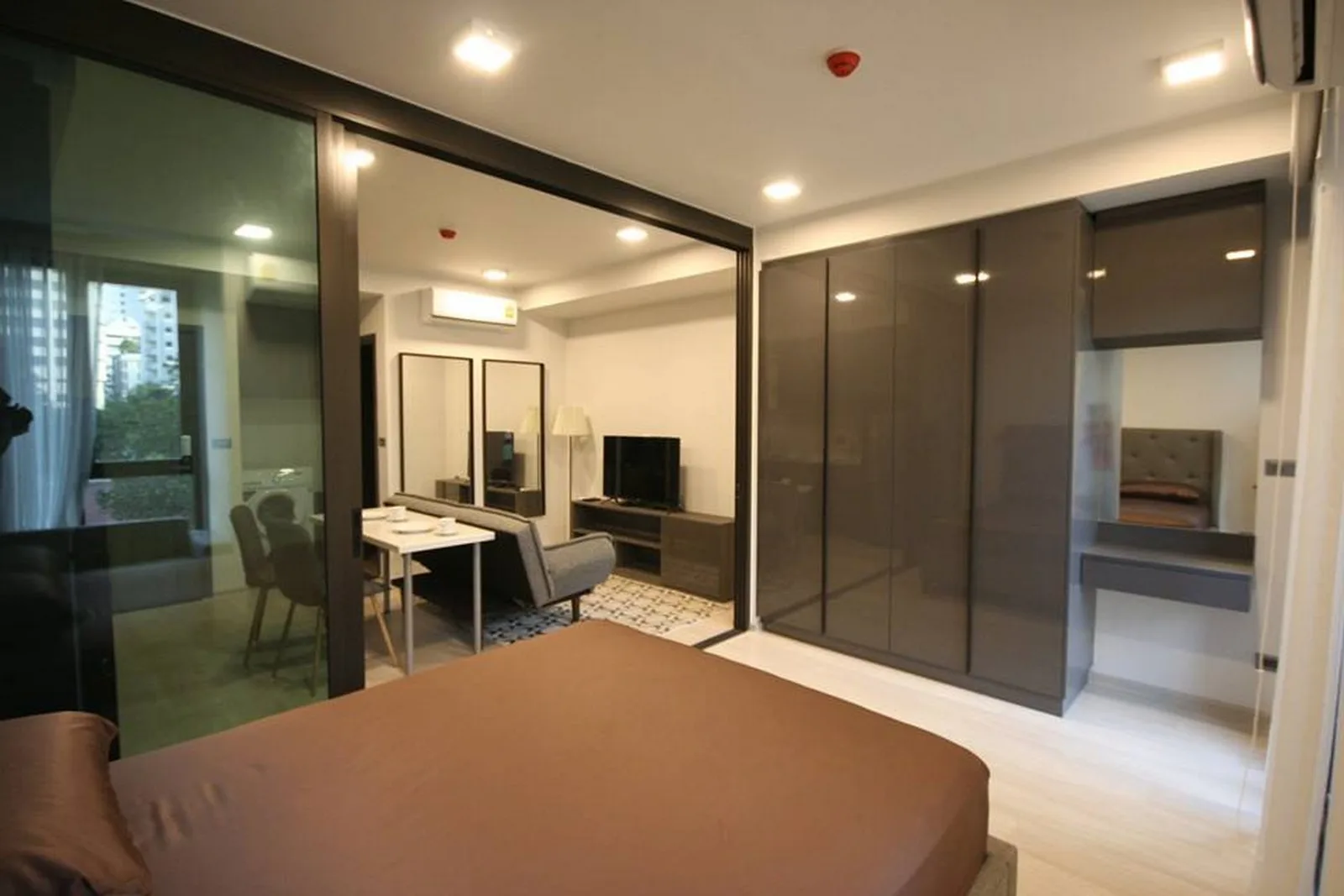 Venio Sukhumvit 10 — photo 3