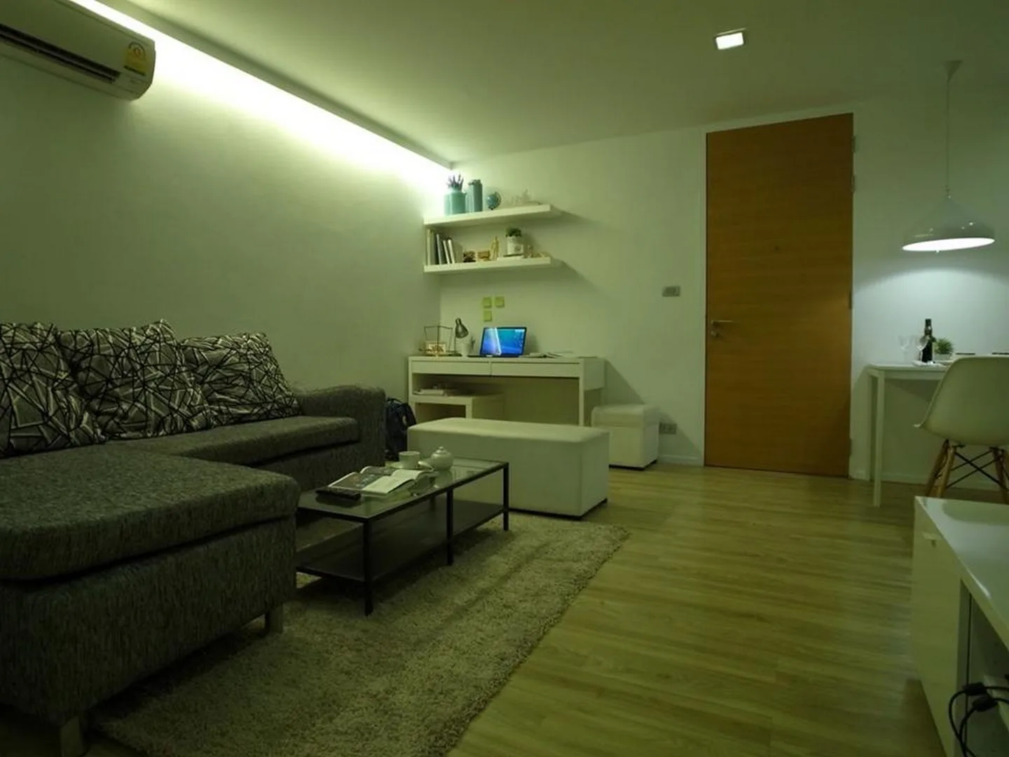 Xvi - The Sixteenth Condominum — photo 1