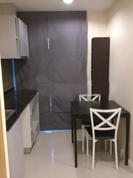 Zenith Place Sukhumvit 42 — photo 4