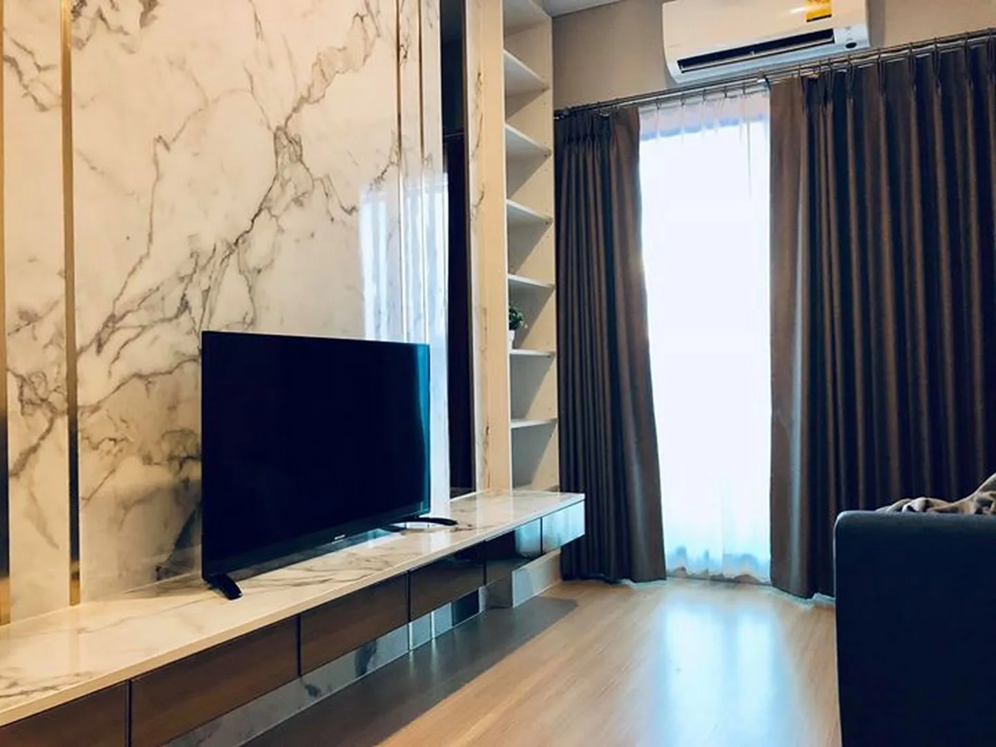 Lumpini Suite Dindaeng - Ratchaprarop — photo 1