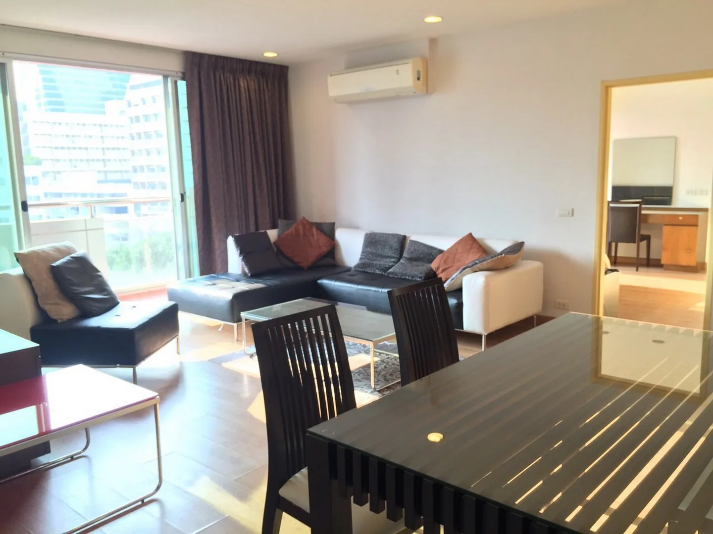 Silom Grand Terrace — photo 2