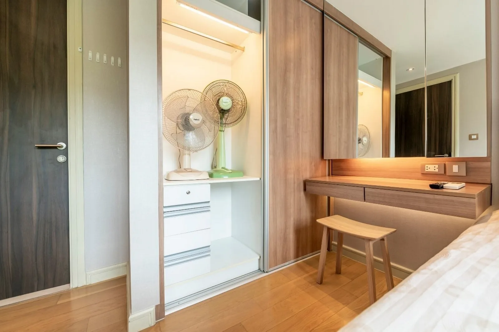 Tidy Deluxe Sukhumvit 34 — photo 1