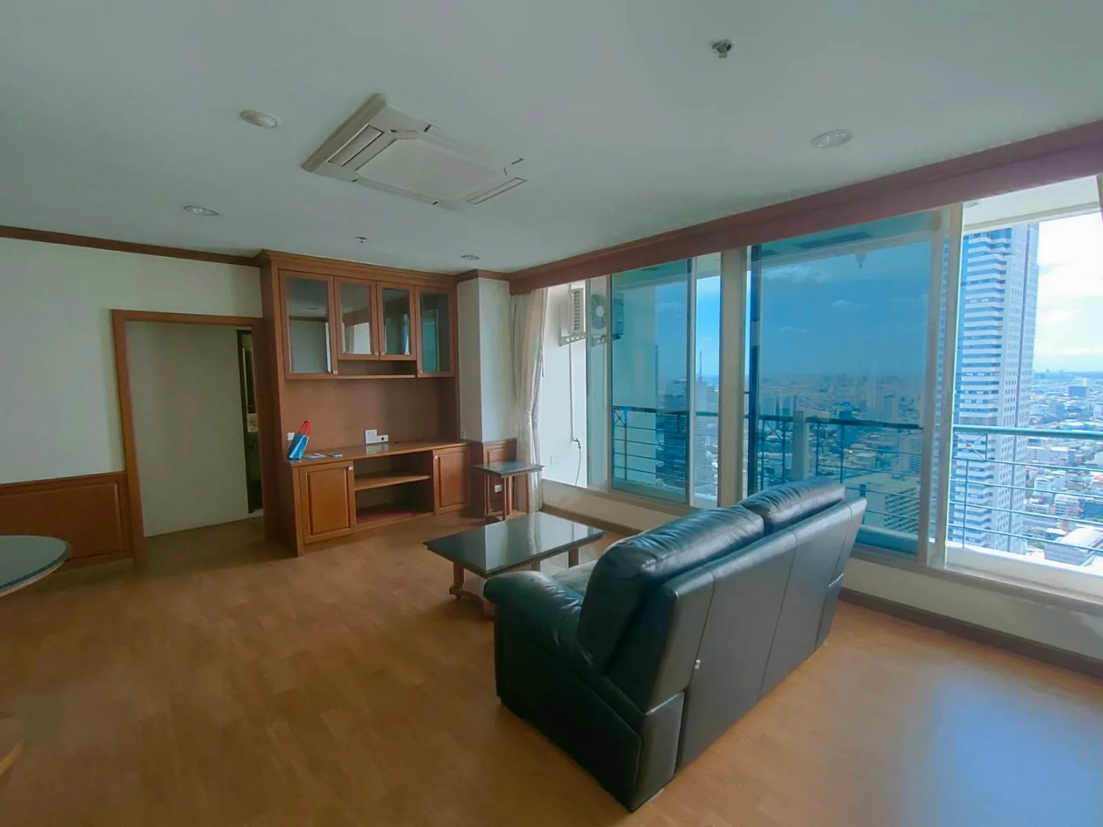 Sathorn House — photo 2