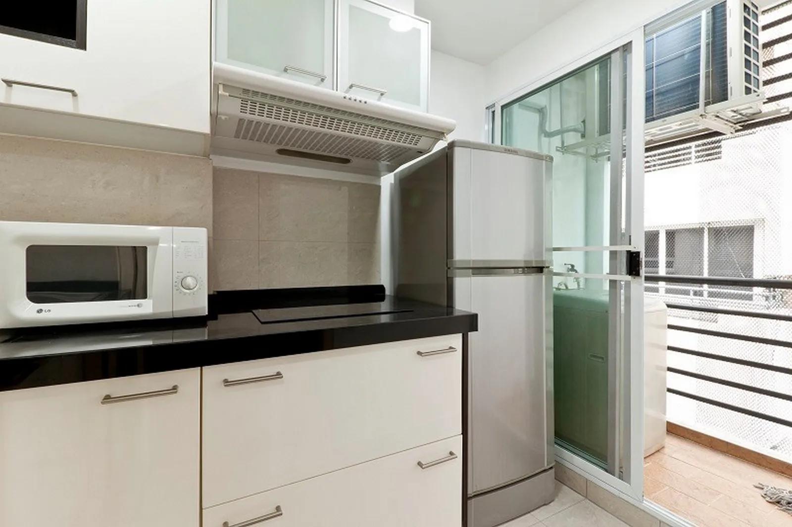 Lumpini Suite Sukhumvit 41 — photo 6