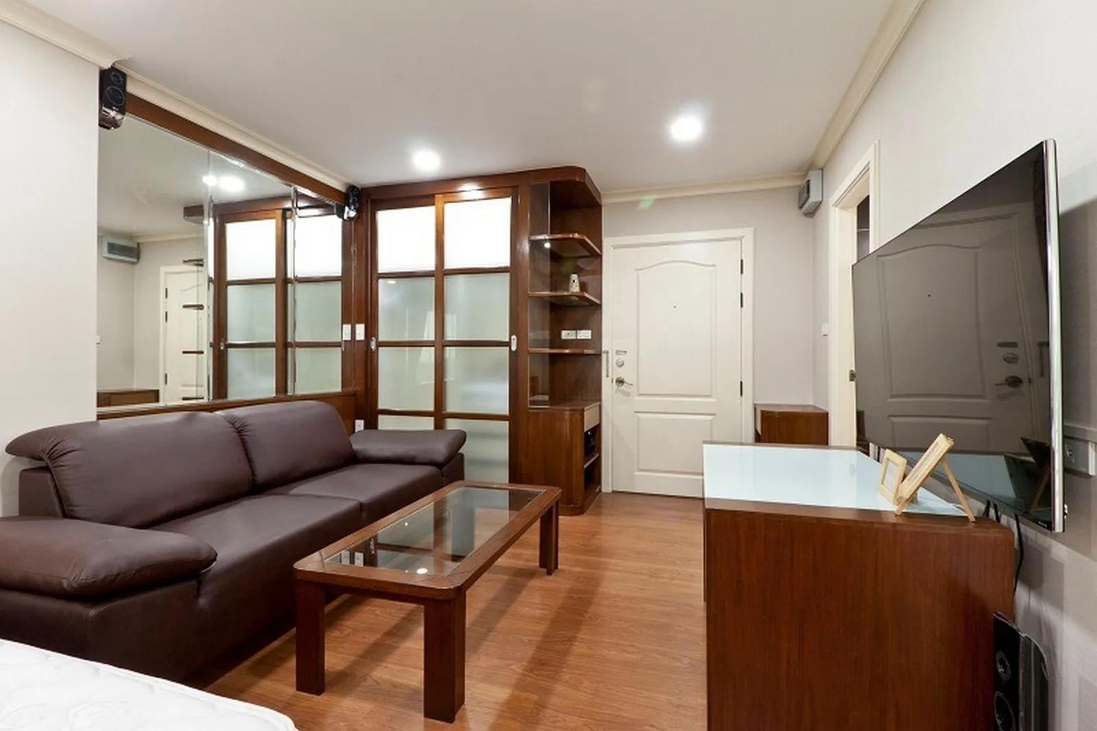 Lumpini Suite Sukhumvit 41 — photo 8