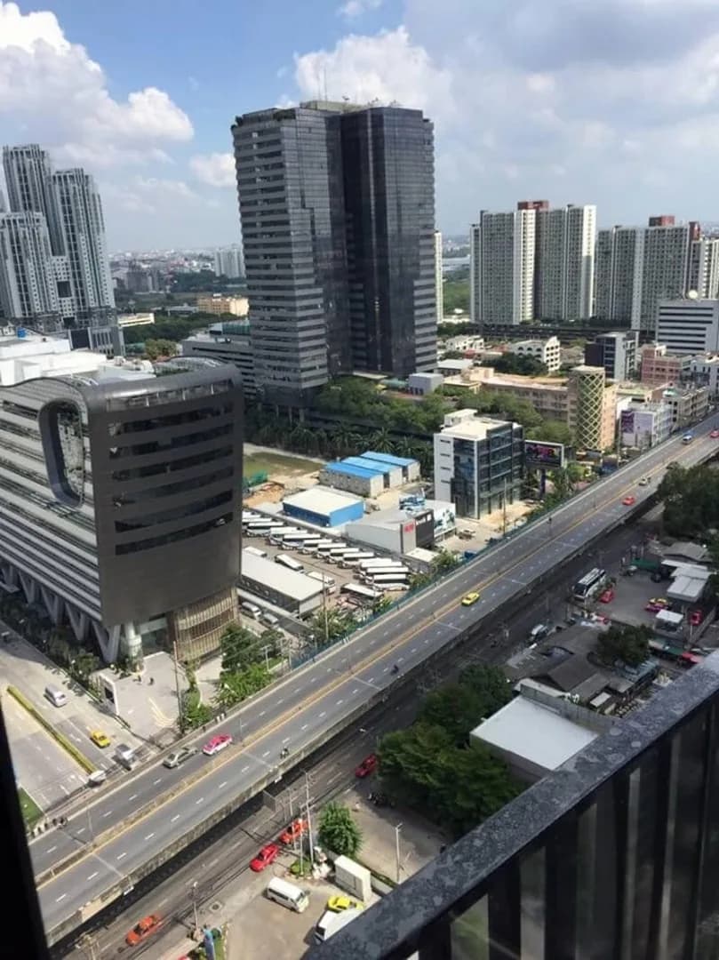 Condolette Midst Rama 9 — photo 9