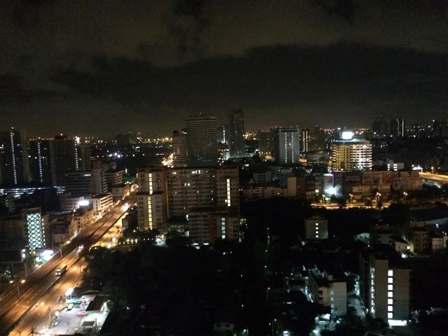 Condolette Midst Rama 9 — photo 10