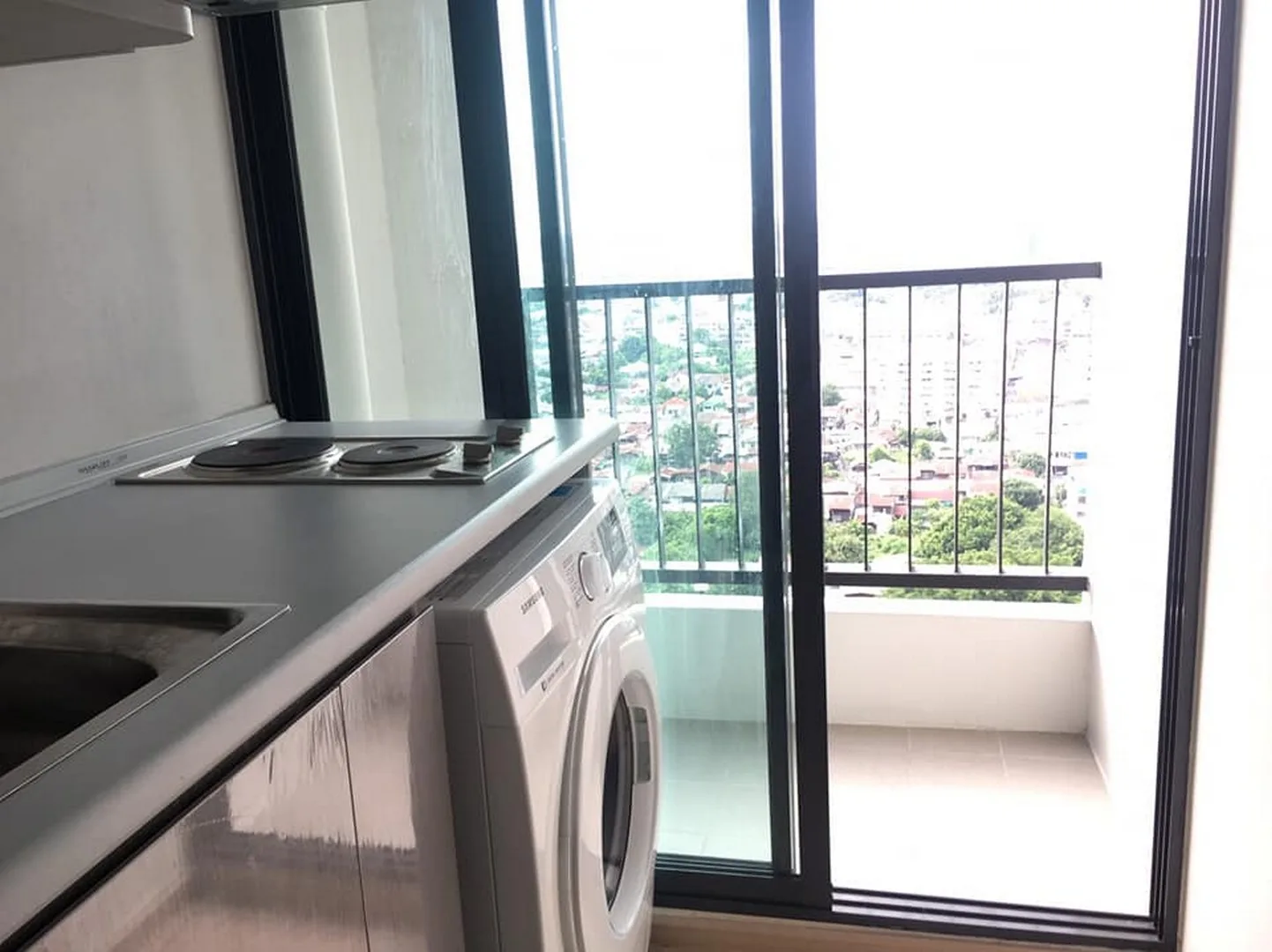 Ideo Sathorn - Thaphra — photo 1