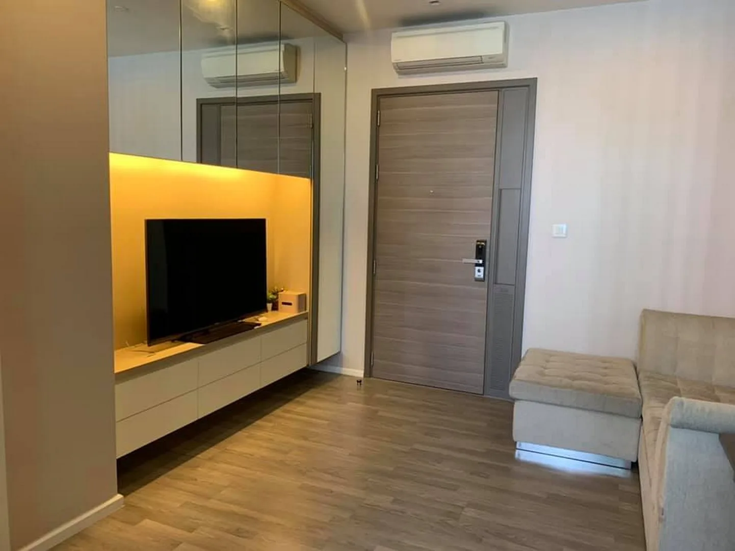 The Room Sukhumvit 69 — photo 1