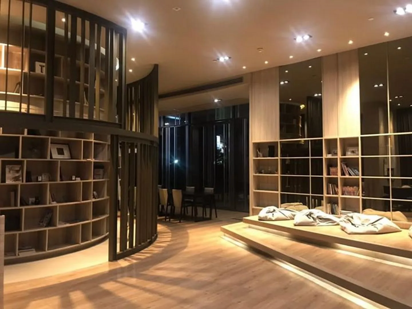 Centric Ratchada - Huai Khwang — photo 14