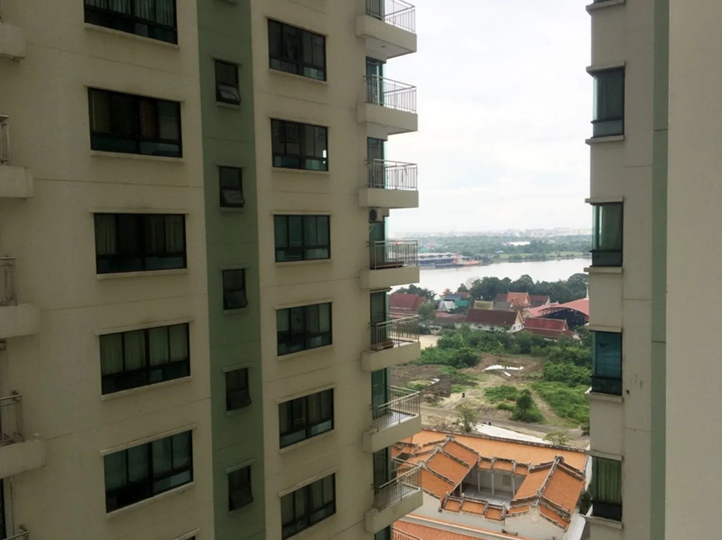 Lumpini Place Narathiwas - Chaopraya — photo 4