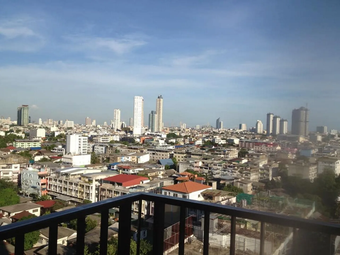 Teal Sathorn-taksin — photo 13