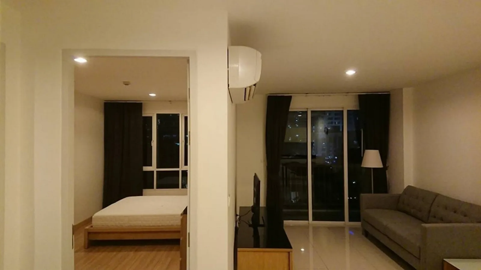 Voque Sukhumvit 16 — photo 1
