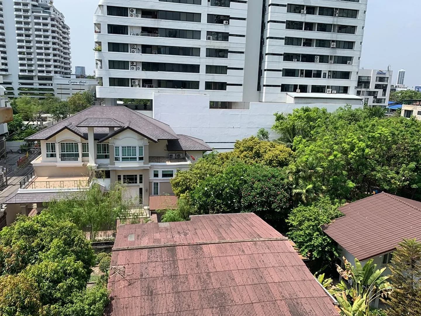 Baan Siri Sukhumvit 10 — photo 11